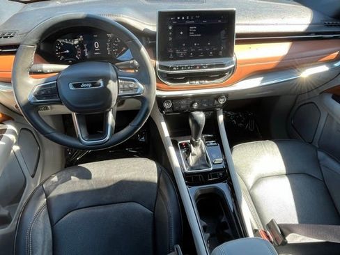 Used 2023 Jeep Compass Limited AWD/4WD image 10