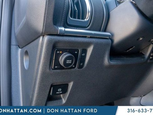 New 2026 Ford Expedition Platinum w/ Stealth Appearance Package AWD/4WD image 15