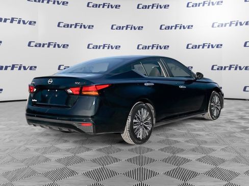 Used 2024 Nissan Altima 2.5 SV image 6