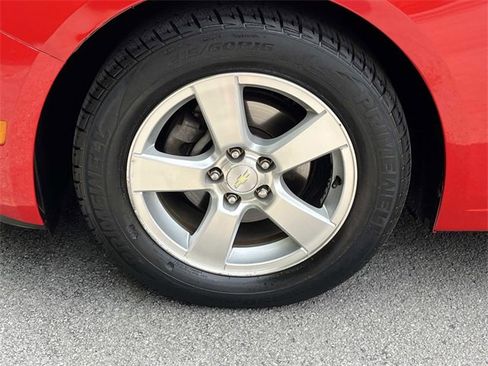 Used 2014 Chevrolet Cruze LT w/ All-Star Edition image 9