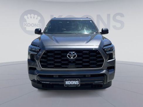 Used 2023 Toyota Sequoia Platinum AWD/4WD image 11