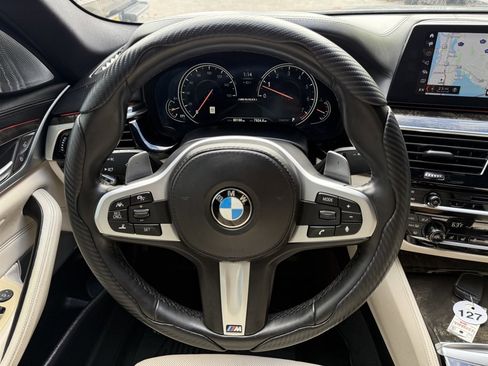 Used 2018 BMW M550i xDrive image 20