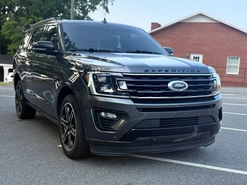 Used 2019 Ford Expedition Limited w/ Equipment Group 303A RWD image 8