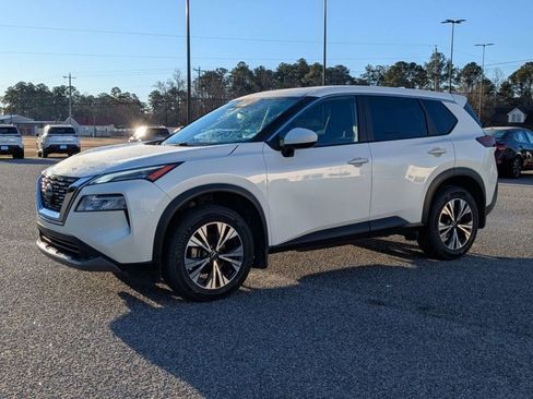 Certified 2023 Nissan Rogue SV image 8