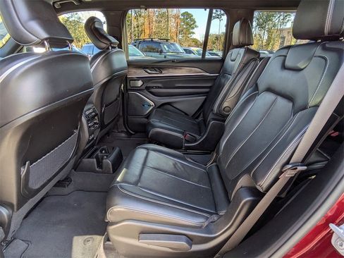 Used 2021 Jeep Grand Cherokee L Overland w/ Advanced Protech Group III image 13