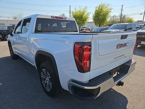 Used 2024 GMC Sierra 1500 SLT image 4