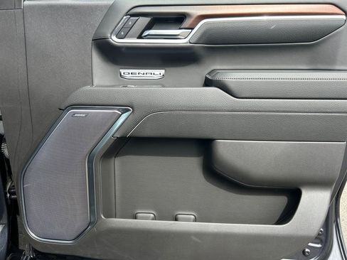 Used 2024 GMC Sierra 1500 Denali w/ Denali Reserve Package image 25