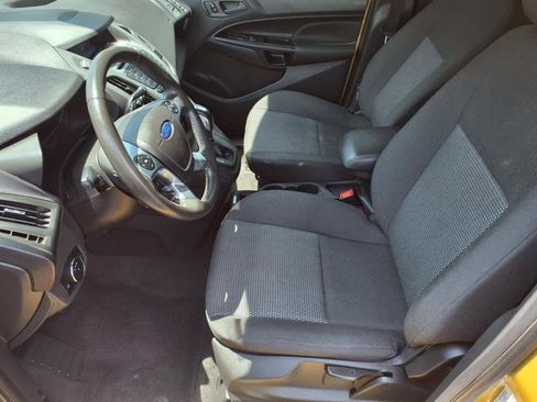 Used 2017 Ford Transit Connect XL image 9