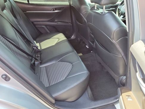 Used 2024 Toyota Camry SE FWD image 15