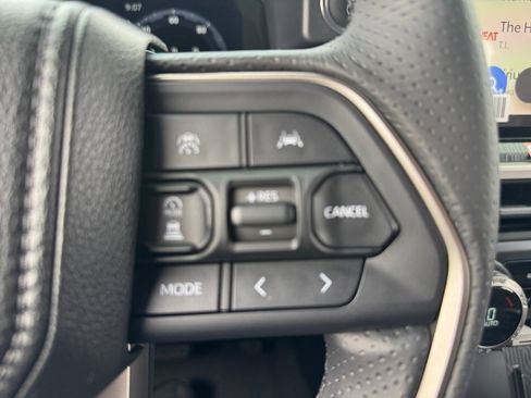 New 2026 Toyota 4Runner 4WD image 21