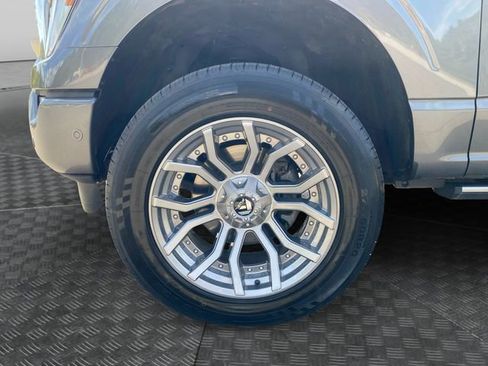 Used 2021 Ford F150 Platinum image 34