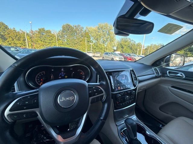 Used 2019 Jeep Grand Cherokee Limited AWD/4WD image 26