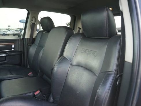 Used 2015 RAM 1500 Laramie w/ Convenience Group AWD/4WD image 10