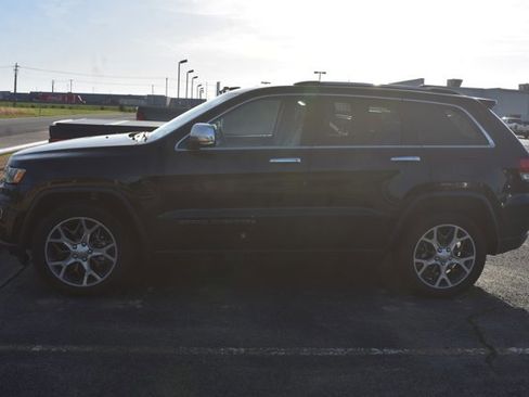 Used 2021 Jeep Grand Cherokee Limited w/ Trailer Tow Group IV image 8