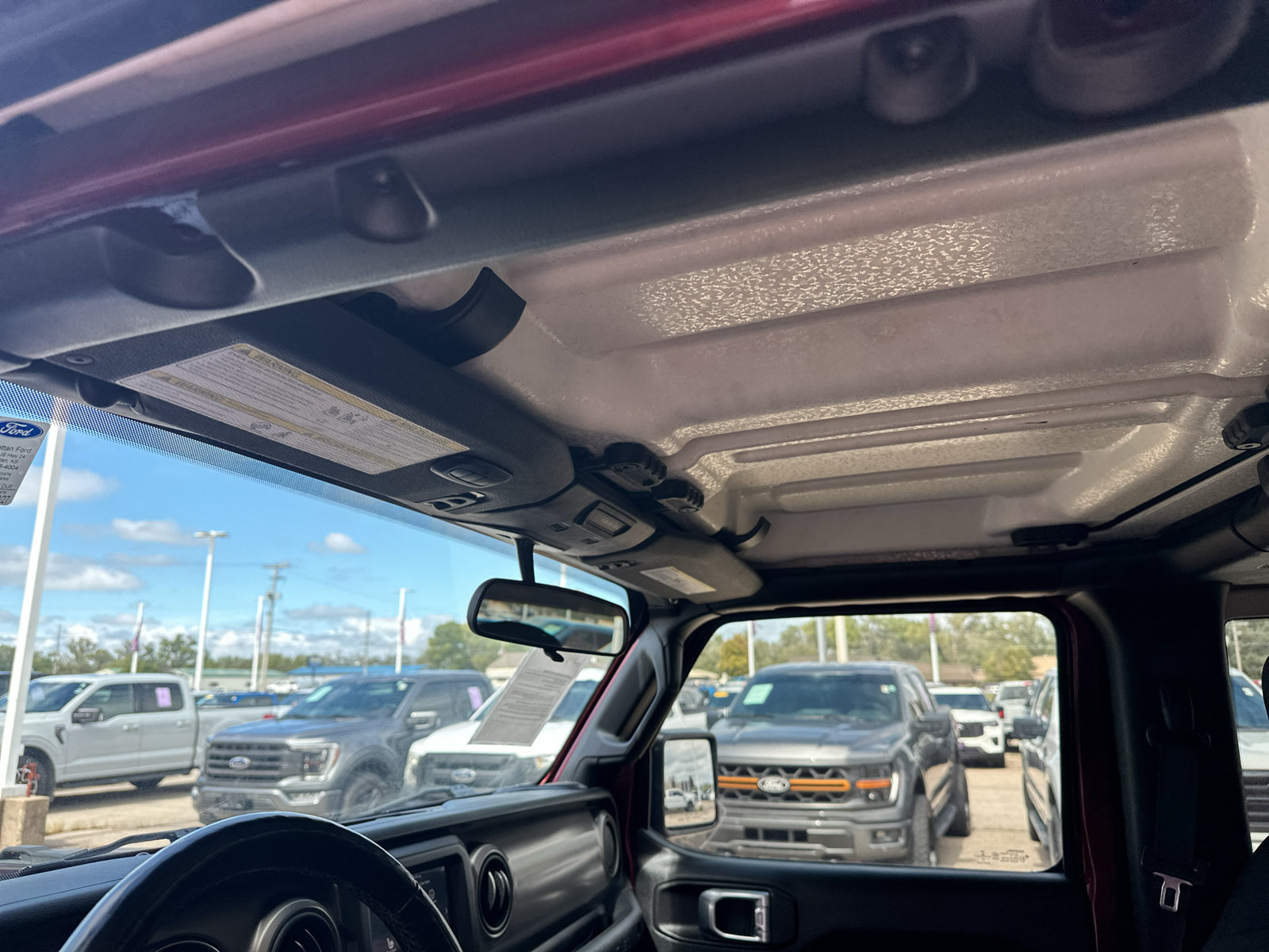 Used 2021 Jeep Wrangler Sport AWD/4WD image 26