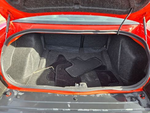 Used 2018 Dodge Challenger GT image 28