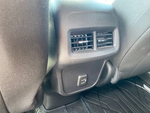 Certified 2024 Chevrolet Equinox LT w/ LPO, Floor Liner Package FWD image 19