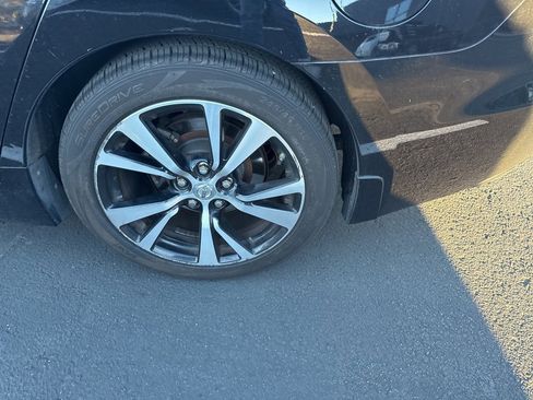 Used 2016 Nissan Maxima Platinum image 10