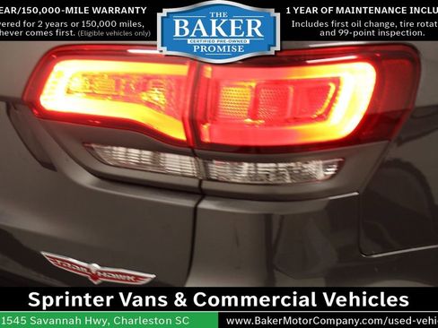 Used 2018 Jeep Grand Cherokee Trailhawk AWD/4WD image 7