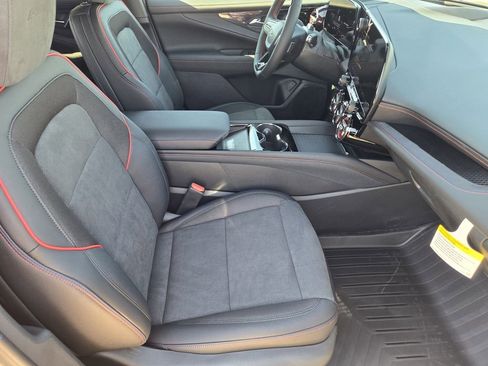 New 2025 Chevrolet Blazer EV RS w/ Super Cruise Package AWD/4WD image 6