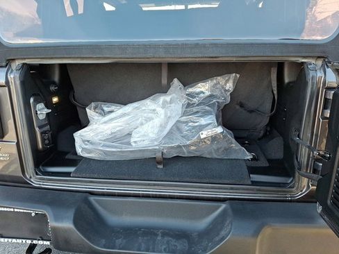 Certified 2023 Jeep Wrangler Willys image 32