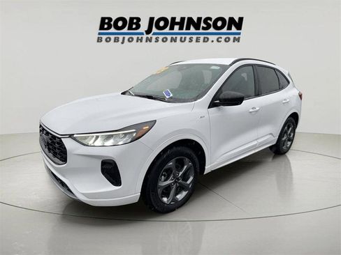 Used 2023 Ford Escape ST-Line w/ Tech Pack #1 image 3