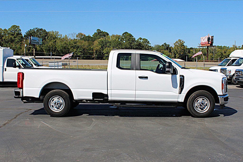 Used 2026 Ford F250 XL w/ XL Chrome Package RWD image 9