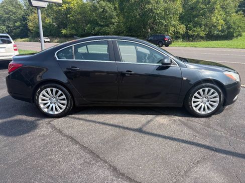 Used 2011 Buick Regal CXL w/ RL2 Preferred Equipment Group FWD image 3