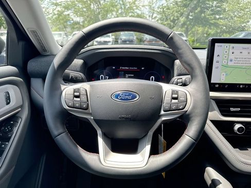 New 2026 Ford Explorer Active w/ Active Comfort Package AWD/4WD image 14