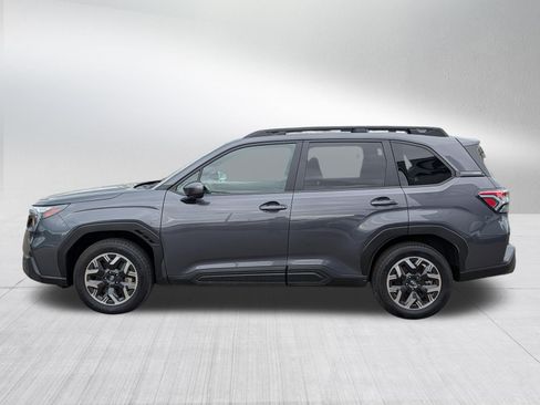 Used 2025 Subaru Forester Premium AWD/4WD image 4