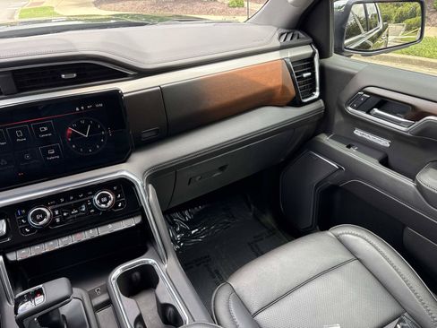 Used 2025 GMC Sierra 1500 Denali w/ Denali Reserve Package AWD/4WD image 27