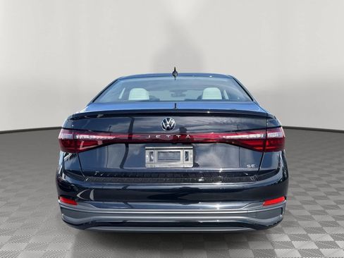 New 2026 Volkswagen Jetta SE image 4