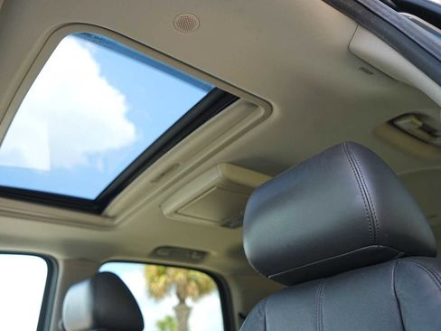 Used 2011 Chevrolet Tahoe LT image 24