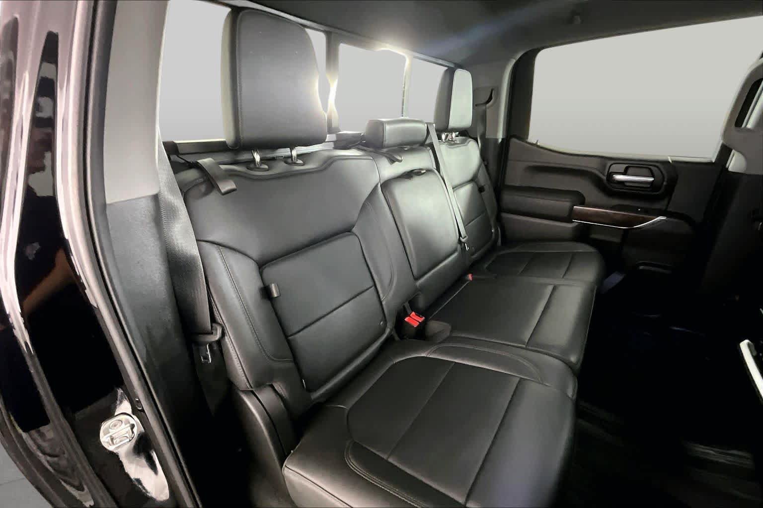 Used 2021 GMC Sierra 1500 SLT RWD image 18