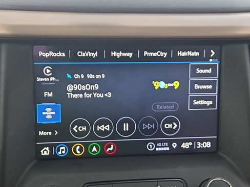 Certified 2022 GMC Acadia Denali w/ Denali Ultimate Package image 13