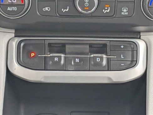 Used 2022 GMC Acadia SLE AWD/4WD image 12