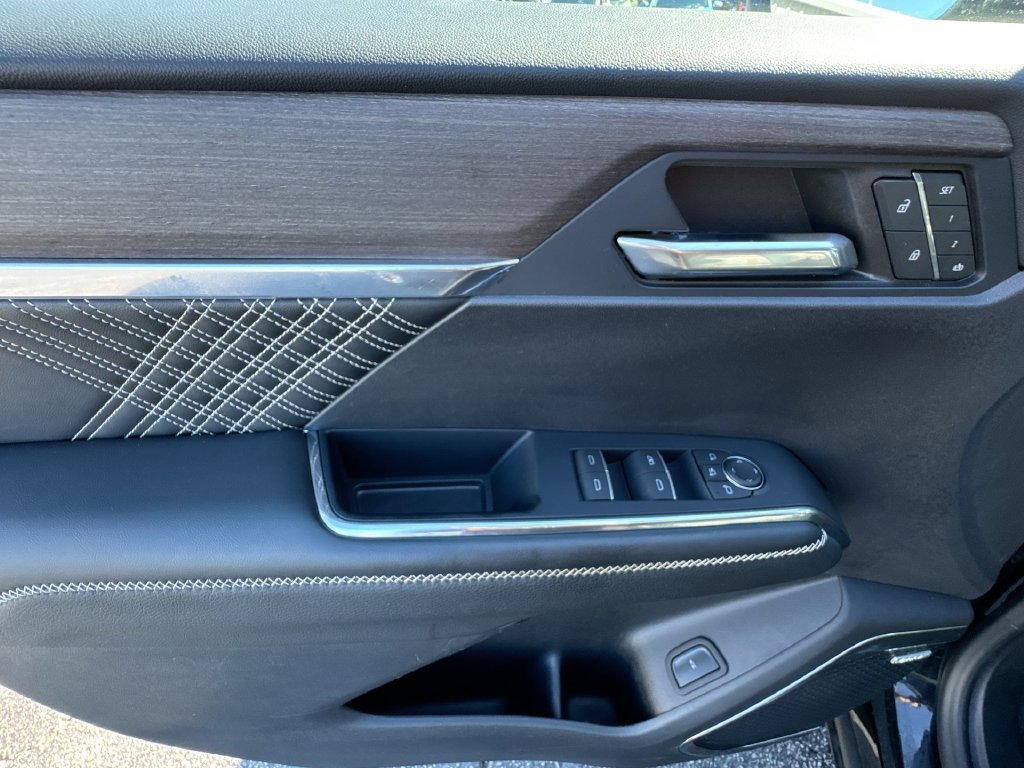 Used 2024 GMC Acadia Denali w/ LPO, Floor Liner Package FWD image 15