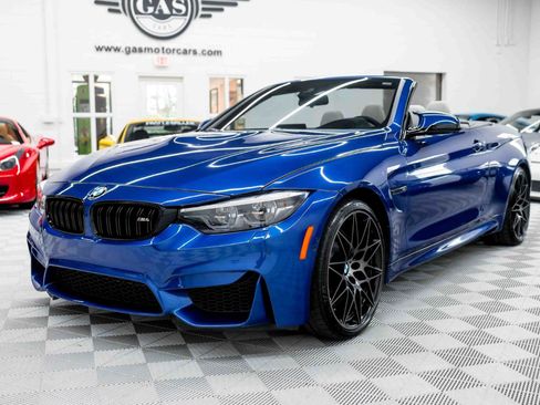 Used 2020 BMW M4 Convertible w/ Competition Package RWD image 3