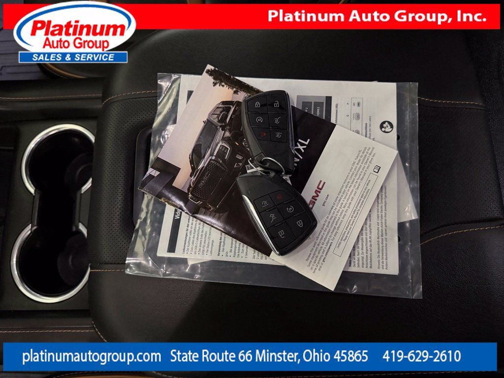Used 2023 GMC Yukon AT4 AWD/4WD image 23