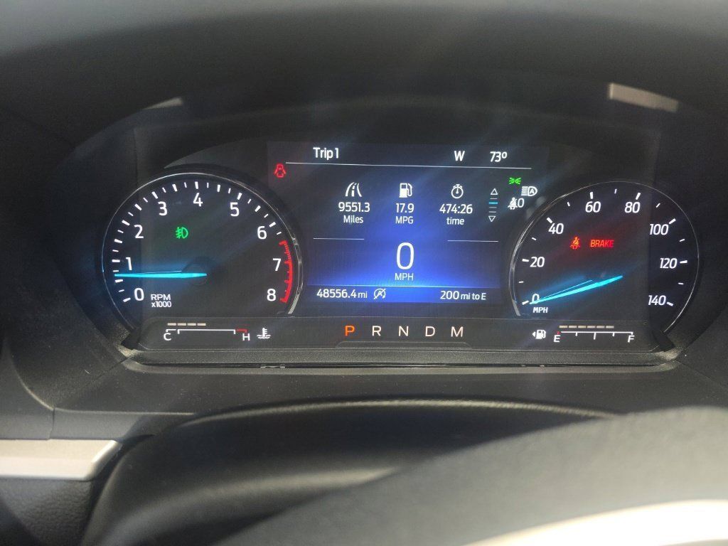 Used 2021 Ford Explorer XLT w/ Equipment Group 202A RWD image 2