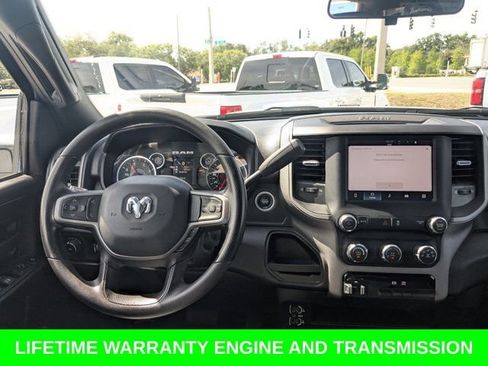 Used 2024 RAM 3500 Tradesman w/ Chrome Appearance Group AWD/4WD image 15