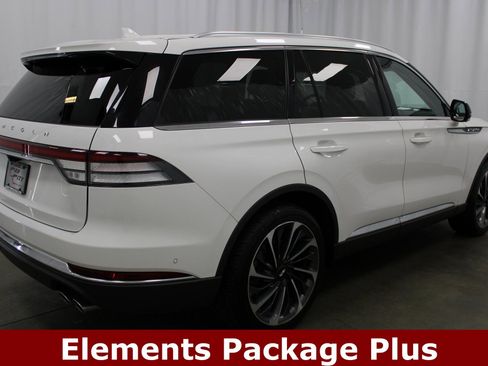 Used 2020 Lincoln Aviator Reserve w/ Equipment Group 201A image 6