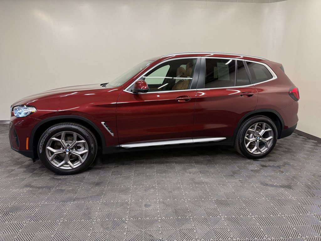 Used 2023 BMW X3 xDrive30i w/ Premium Package AWD/4WD image 2