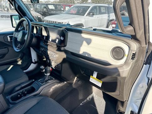 New 2026 Jeep Wrangler Unlimited Sport AWD/4WD image 31