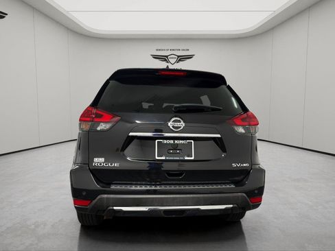 Used 2019 Nissan Rogue SV AWD/4WD image 4