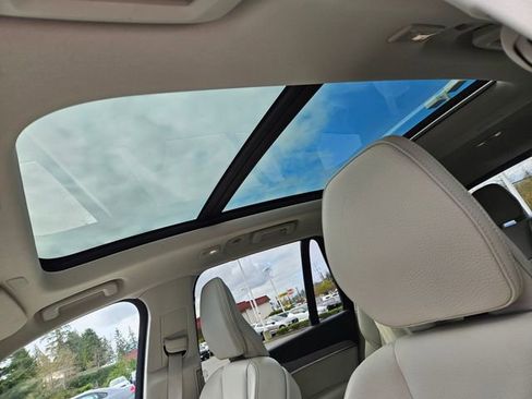 Certified 2024 Volvo XC90 T8 Plus w/ Protection Package AWD/4WD image 25