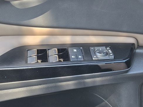Used 2022 Lexus ES 350 w/ Premium Package FWD image 14