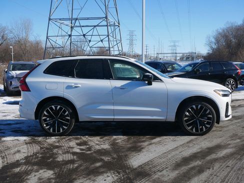 New 2026 Volvo XC60 T8 Ultra w/ Protection Package Premier image 2