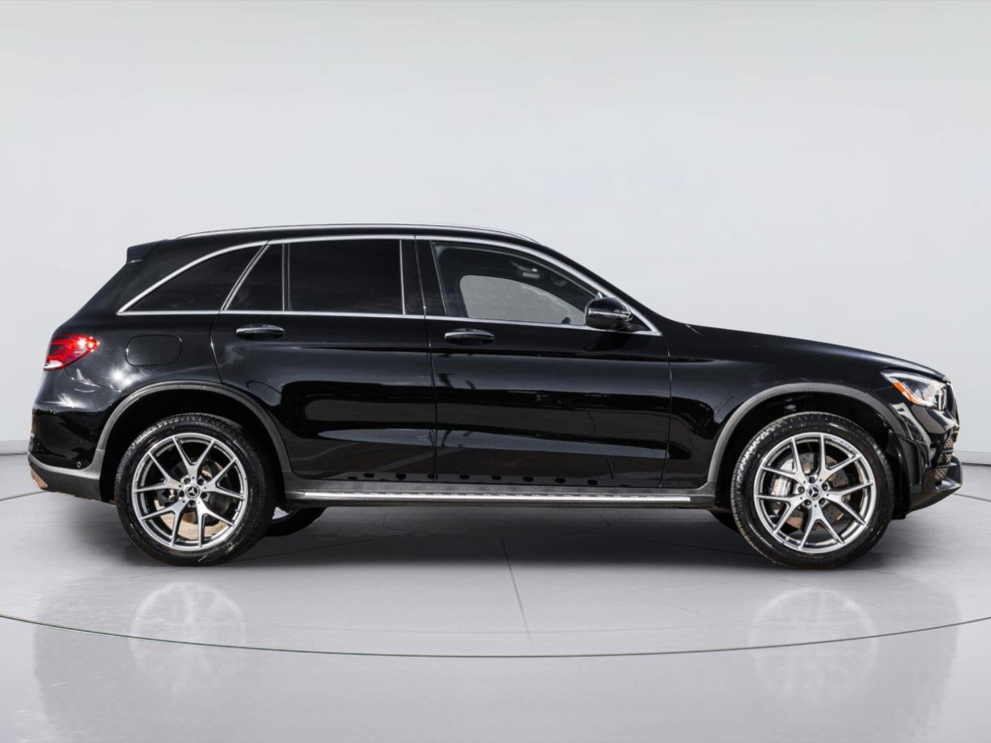 Used 2022 Mercedes-Benz GLC 300 image 6