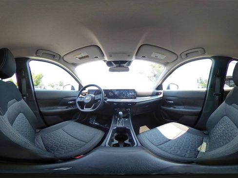 Used 2026 Nissan Kicks SV w/ Cold Weather Package FWD image 40